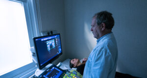 Más de 290 exámenes de imágenes gratuitos a pacientes en lista de espera se realizaron en Hospital Villarrica