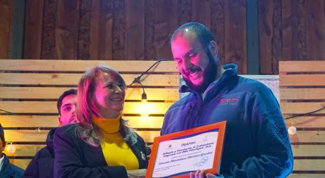 Municipalidad de Pitrufquén realiza reconocimiento a más de 50 trabajadores de la comuna