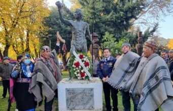 Municipalidad de Lautaro conmemoró la muerte del Toqui Leftraru con acto en la plaza de armas