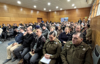 Contribuyentes y emprendedores de Pucón se capacitaron en patente de alcoholes