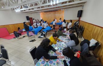 Jornada de autocuidado reunió a madres y mujeres de Radal en el marco del día de la madre