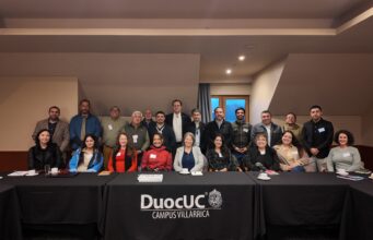 Pineapple Talks 2026 reunió a estudiantes y líderes de la industria para impulsar el futuro del turismo y la hospitalidad en la zona lacustre