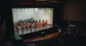 Director Lautaro Mura Fuentealba y violinista Richard Biaggini darán vida al tercer concierto de temporada de la Orquesta Filarmónica de Temuco: “Otoño Romántico”