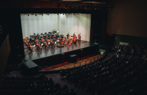 Director Lautaro Mura Fuentealba y violinista Richard Biaggini darán vida al tercer concierto de temporada de la Orquesta Filarmónica de Temuco: “Otoño Romántico”