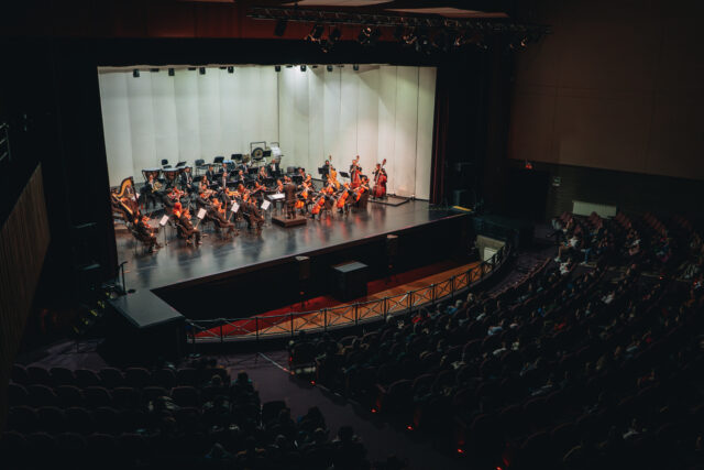 Director Lautaro Mura Fuentealba y violinista Richard Biaggini darán vida al tercer concierto de temporada de la Orquesta Filarmónica de Temuco: “Otoño Romántico”