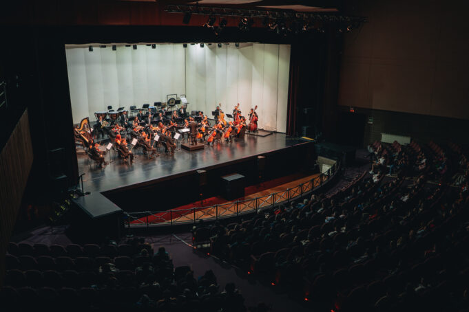 Director Lautaro Mura Fuentealba y violinista Richard Biaggini darán vida al tercer concierto de temporada de la Orquesta Filarmónica de Temuco: “Otoño Romántico”