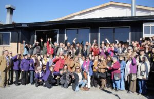 Desarrollo social y SENAMA convocan a personas mayores a participar en concurso literario autobiográfico