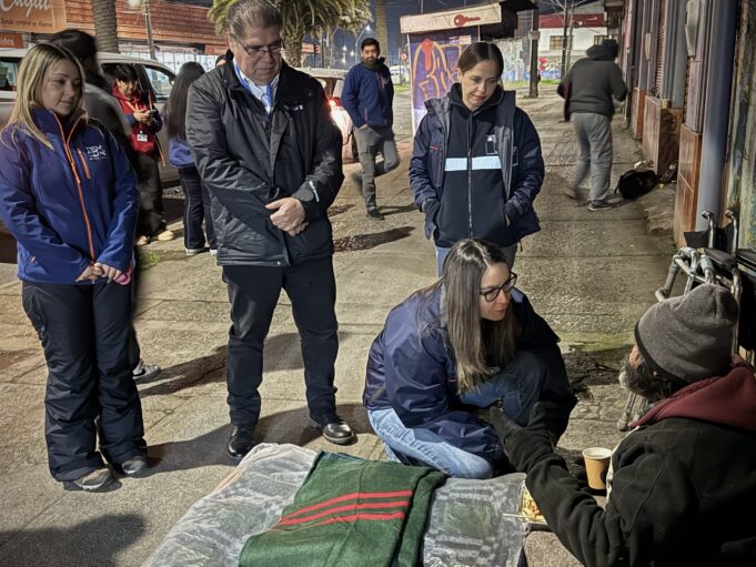 Autoridades se desplegaron por Temuco tras primera activación del Código Azul para proteger a personas en situación de calle