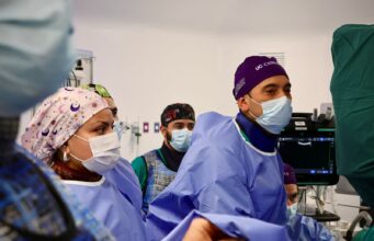 Operativo de Hospital Villarrica y UC CHRISTUS resuelve atenciones de especialidad y cirugías urológicas de 150 pacientes del nodo lacustre