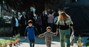 Agrupación Mailén deslumbró con desfile de modas tejido a mano en Freire: evento contó con apoyo del municipio