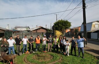 Vecinos y municipio recuperan espacio público en sector El Bosque de Freire