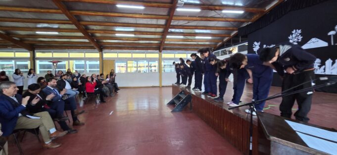 Escuela Standard de Temuco potencia la educación artística con teatro escolar y exposición patrimonial