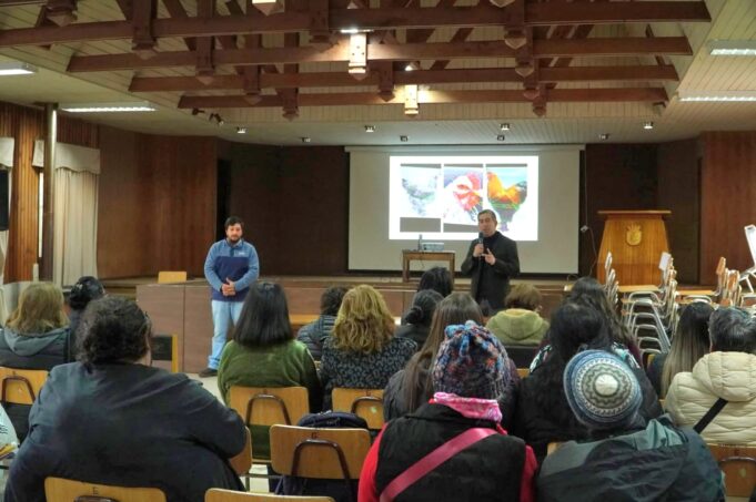 Positiva convocatoria tuvo en Freire la primera jornada de capacitación sobre crianza y manejo de aves