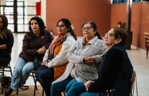 Mujeres de Freire fortalecen liderazgo y autonomía con innovador programa territorial
