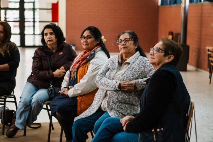 Mujeres de Freire fortalecen liderazgo y autonomía con innovador programa territorial