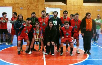 Supermercados El Tote se corona campeón del interempresas de futsal 2026 en Pitrufquén