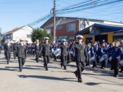 Teodoro Schmidt rindió emotivo homenaje a las Glorias navales con acto cívico y desfile