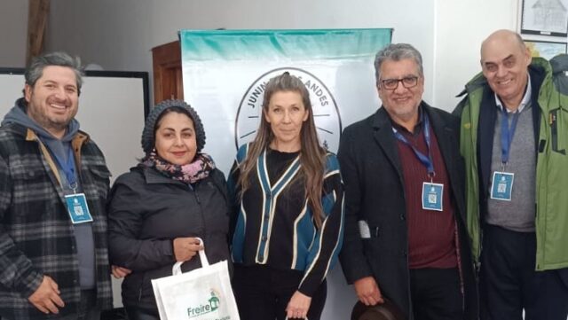 Freire participa en congreso internacional de turismo religioso en Argentina