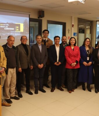 Municipalidad de Villarrica y Duoc UC firman convenio para fortalecer el desarrollo local