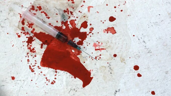 ¡Preocupante! Recolector terminó herido por jeringa que estaba en una bolsa de basura en Victoria