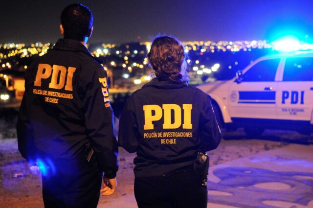 PDI entrega recomendaciones para prevenir delitos en estacionamientos de centros comerciales