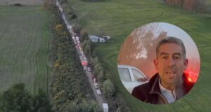 Alcalde de Freire exige pavimentar ruta clave tras fatal volcamiento de bus JAC