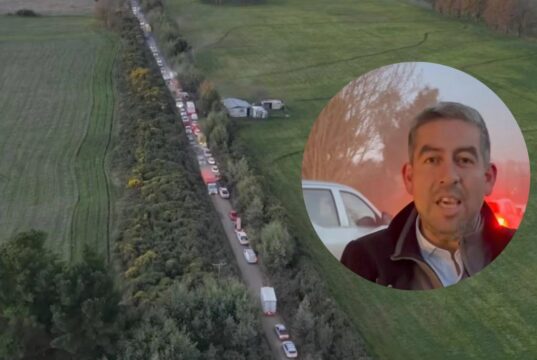 Alcalde de Freire exige pavimentar ruta clave tras fatal volcamiento de bus JAC