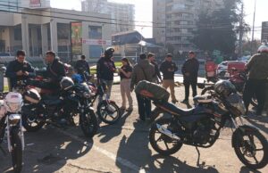 Masiva fiscalización de extranjeros dedicados al delivery en sector poniente de Temuco