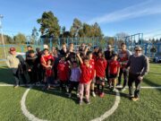 Pitrufquén inaugura su primera cancha de pasto sintético y marca un hito para el deporte comunitario