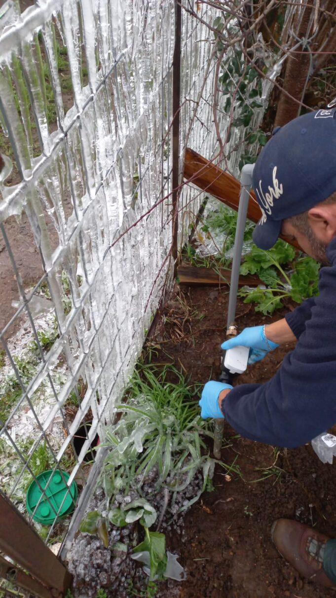 Aguas Araucanía pone foco en proteger medidores ante frío extremo del invierno