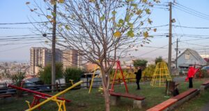 Municipio lacustre cumple con sus vecinos y realiza mejoramiento en Plaza de Vista Hermosa
