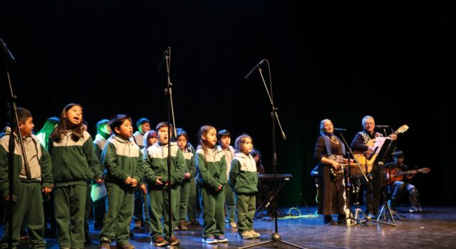 Escuela Alihuén de Chayupén de Villarrica bajo estrenó microdocumental “Kurako Piren, donde nacen las aguas”