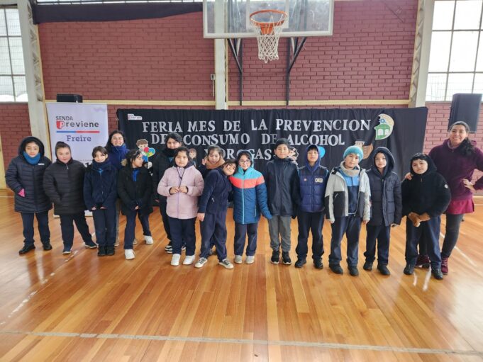 Feria preventiva reunió a estudiantes de Quepe en el marco del mes de la prevención del consumo de alcohol y drogas