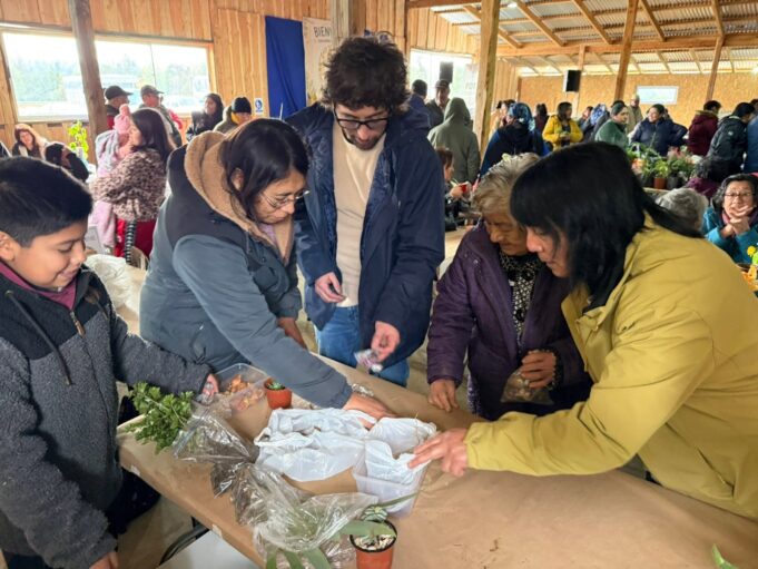 Gran trafkintu reunió a más de 150 productores agrícolas en el sector cordillera de Pitrufquén