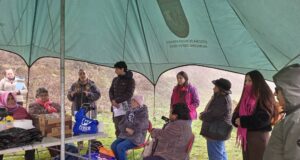 Adultos mayores de Freire participaron en jornada de avistamiento de flora y fauna por el día mundial del medio ambiente