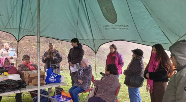 Adultos mayores de Freire participaron en jornada de avistamiento de flora y fauna por el día mundial del medio ambiente