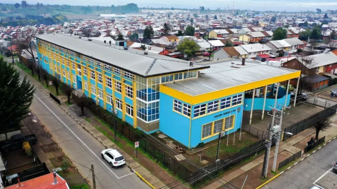 15 estudiantes contagiados por brote de eritema infeccioso en colegio de Victoria