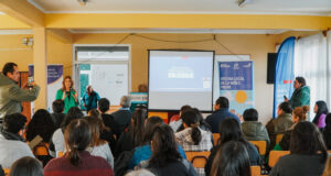 Jornada sobre responsabilidad penal adolescente fortalece trabajo preventivo y de reinserción en Freire