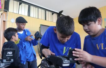 Taller audiovisual fortalece la creatividad y las habilidades comunicacionales de estudiantes de la escuela Valentín Letelier de Villarrica