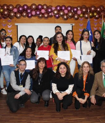 De la cárcel a la innovación: mujeres internas de Temuco aprenden impresión 3D para reconstruir su futuro