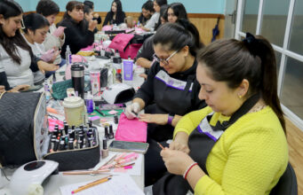 Más de 1500 personas inician Talleres Laborales en Villarrica