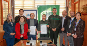 Municipalidad de Villarrica firma convenios con Gendarmería de Chile para impulsar servicios comunitarios y reinserción social