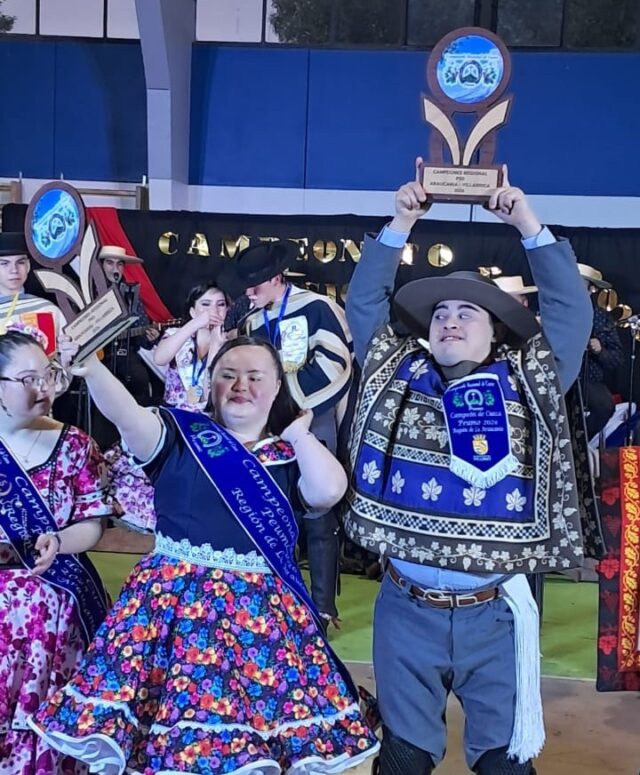 Pareja Lautarina ganó el regional de cueca para personas con discapacidad