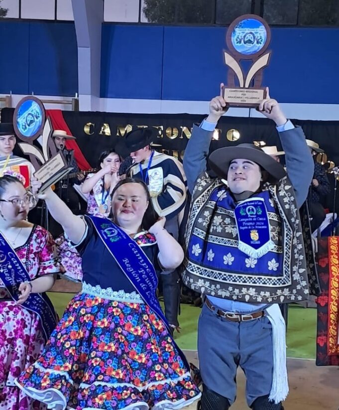 Pareja Lautarina ganó el regional de cueca para personas con discapacidad