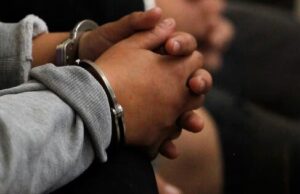 Acusado de intentar quemar a su pareja queda en prisión preventiva en Panguipulli