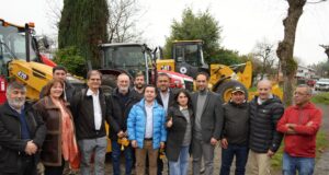 Gobierno de La Araucanía fortalece la mantención de caminos rurales con moderna maquinaria para Cunco