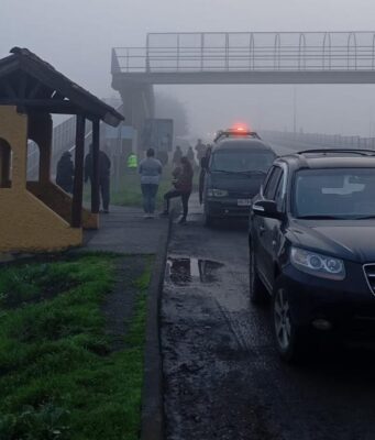 Menor resulta gravemente lesionada tras caer desde pasarela en acceso sur de Pitrufquén