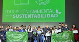 Pitrufquén hace historia ambiental: municipalidad y establecimientos educacionales obtienen certificaciones de excelencia ambiental