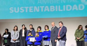 Freire celebra la renovación de la certificación ambiental de la escuela La Esperanza de Radal