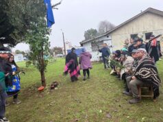 Comuy honró sus raíces con emotivo izamiento de la bandera Mapuche a dias de la celebración del “We tripantu”